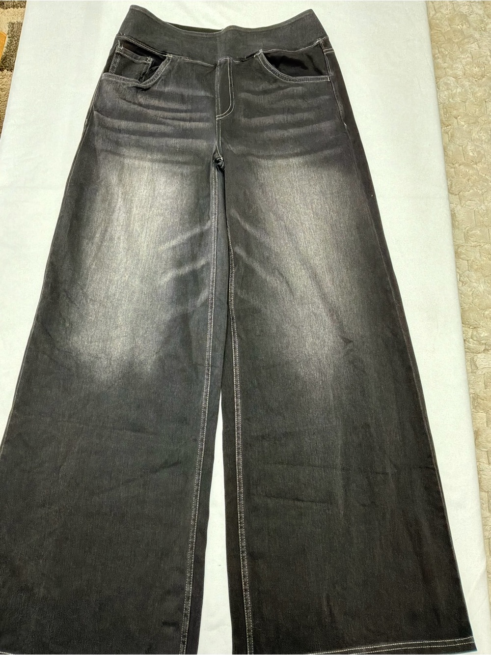 HALARA Black Wide-Leg Flare Jeans with Stretch Waistband